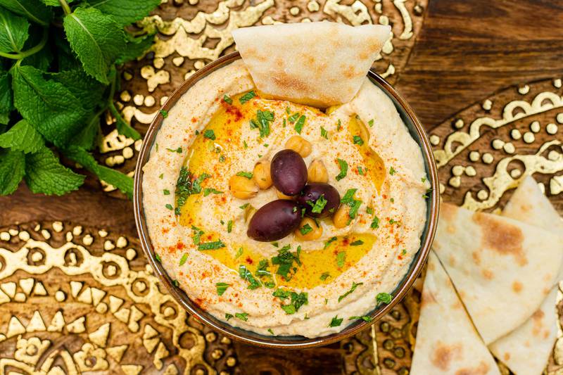 home-made best easy hummus